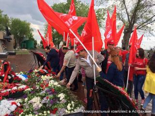 Победа астрахань. 9 Мая Астрахань. Победители 2022 года в Астрахани к Дню Победы. День Победы в Астрахани 2018 год фото с солдатом. Астрахань Началово новости день Победы 2021.