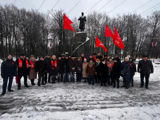 В Новгородской области почтили память Владимира Ильича Ленина