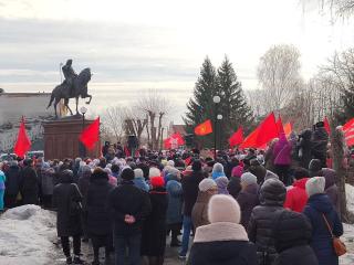 Алтайский край. Самый массовый митинг в стране против роста тарифов ЖКХ прошел в Бийске