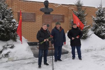 71 год без вождя: в Новосибирске почтили память Иосифа Сталина