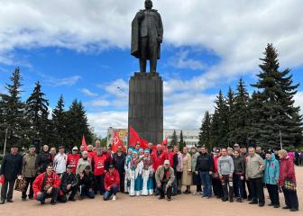 Коммунисты Нижегородской области организовали концерт, посвященный Дню солидарности трудящихся