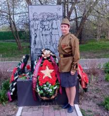 Калужский горком КПРФ, коммунисты микрорайона Куровской поздравили ветеранов с Днём Победы