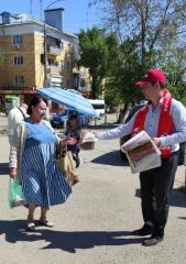 Сталинградские коммунисты отметили День солидарности трудящихся на улицах города вместе с избирателями