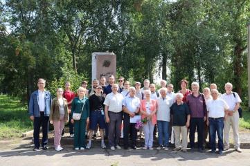 Ярославские коммунисты и комсомольцы посетили дом-музей в Горках Ленинских