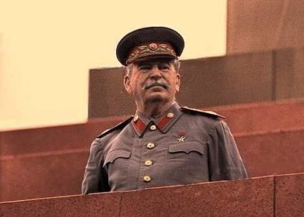 Иосиф Сталин – символ могущества Отчизны