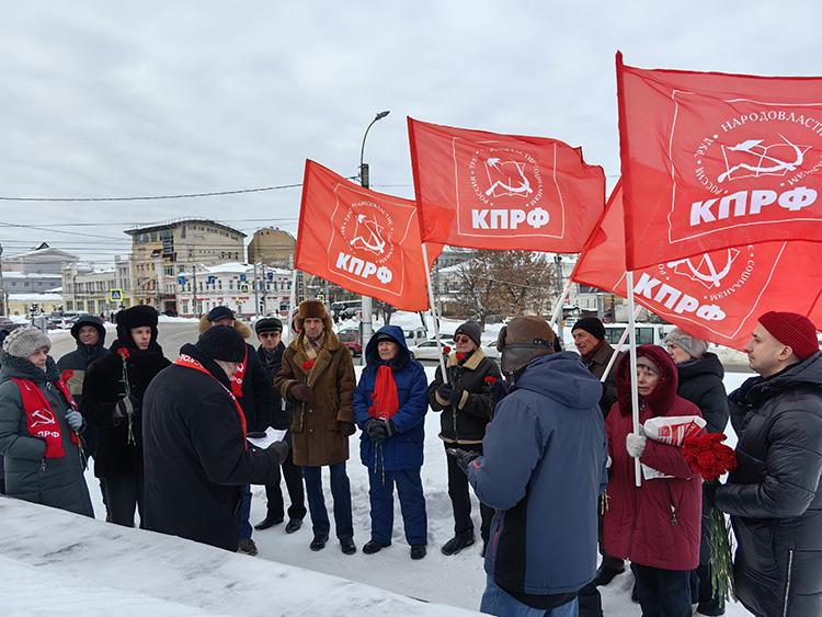 Январский расстрел. Почему кровавое воскресенье уничтожило веру в царя | АиФ Санкт-Петербург