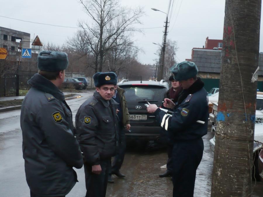 Полиция тула. Беспредел полиции в Туле. Менты на Тульской. Машина депутата Тулы.