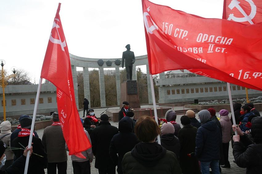 Государственный флаг Калмыкии был похищен в Махачкале - Новости Монголии, Бурятии, Калмыкии, Тывы