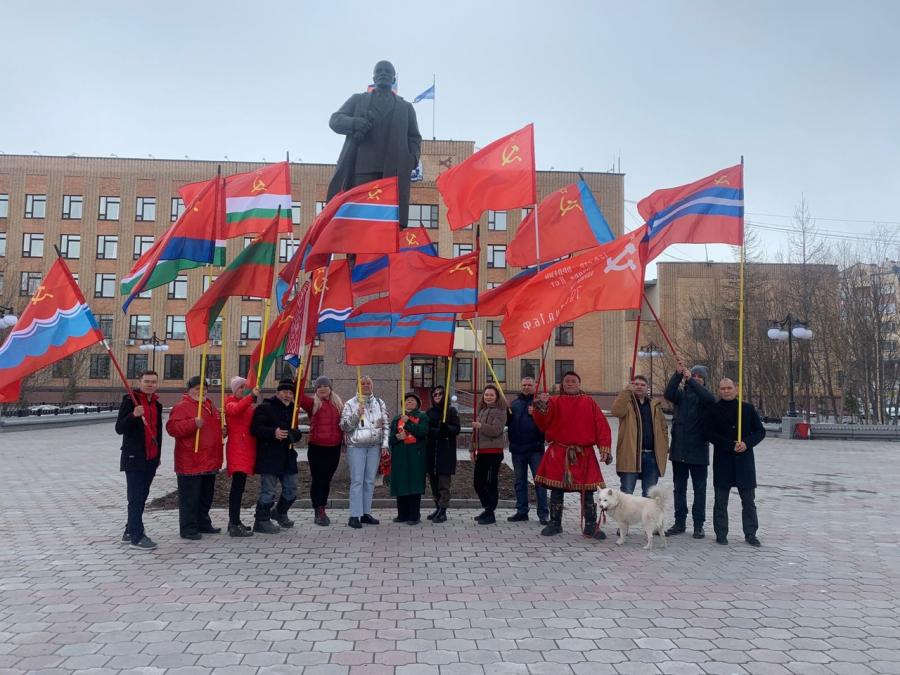 Ямало-Ненецкий автономный округ Первомай вСалехарде