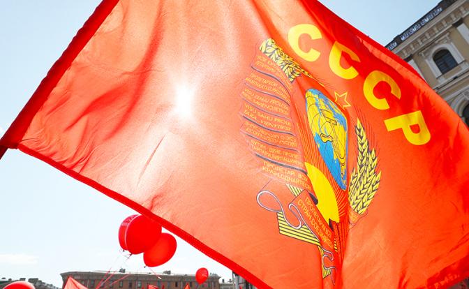 Сергей Обухов – «Свободной прессе»: КПРФ с 2024 года начнёт собирать Советский Союз