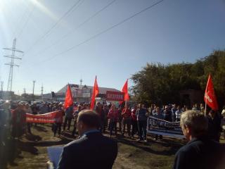 Коммунисты Оренбургской области провели митинги против пенсионной 