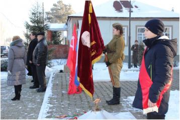 Коммунисты и комсомольцы Грайворонского района Белгородской области почтили память погибших в Великой Отечественной Войне воинов